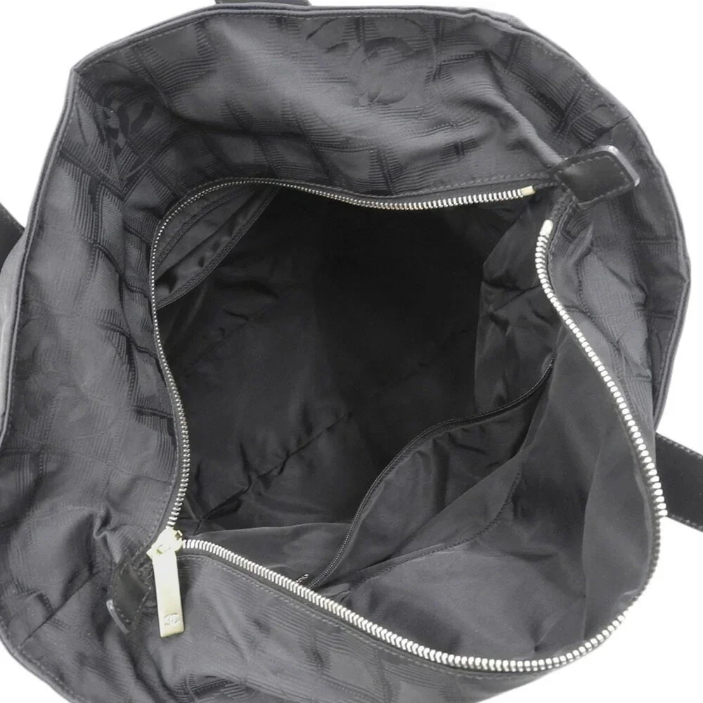 CHANEL Black Canvas Tote Bag - Picture 3 of 7